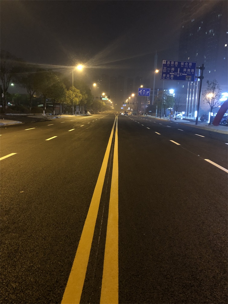 長沙太空金路橋材料有限公司,雙鋼輪壓路機(jī),福格勒瀝青攤鋪機(jī),AC系列,AF系列,SBS系列